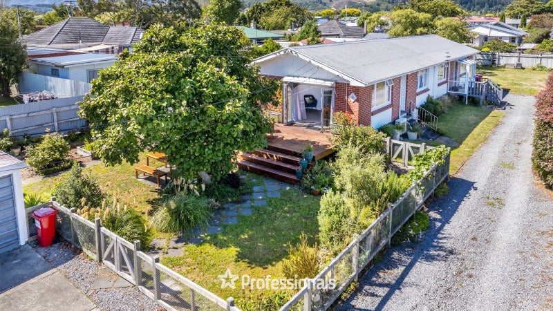 1/10 Hildreth Street, Trentham, Upper Hutt - Carousel 1