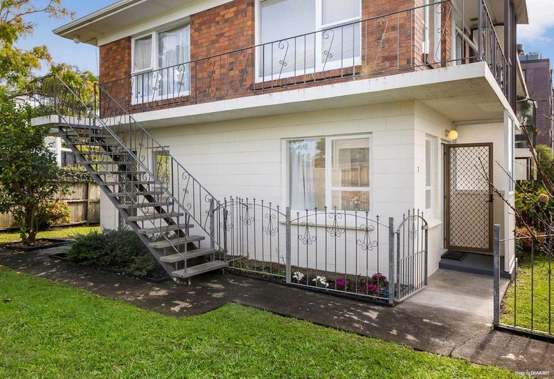 2/49 Western Springs Road, Western Springs, Auckland - Carousel 2