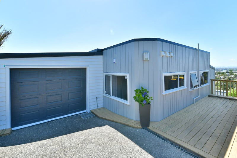 2/9 Sunset Road, Tōtara Vale, Auckland - Carousel 2