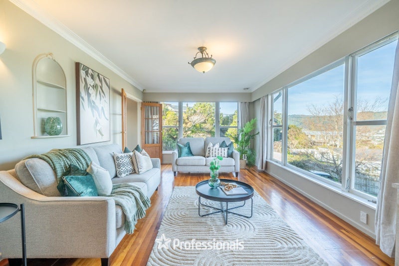 22 Vista Grove, Kelson, Lower Hutt - Carousel 2