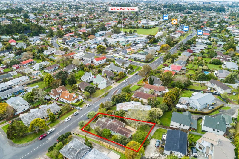 103 Moore Street, Hillcrest, Auckland - Carousel 2
