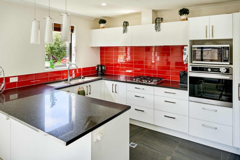 26 Tradewinds Drive, Whitby , Porirua - Carousel 2