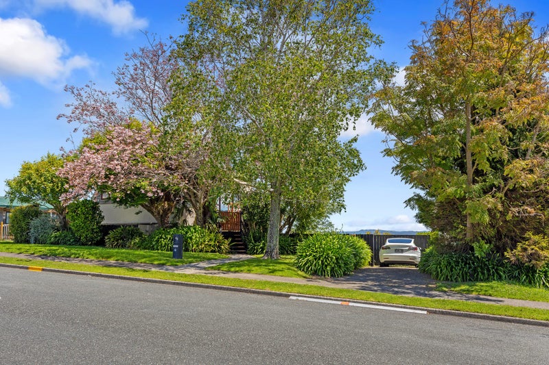 40 Osprey Drive, Welcome Bay, Tauranga - Carousel 1