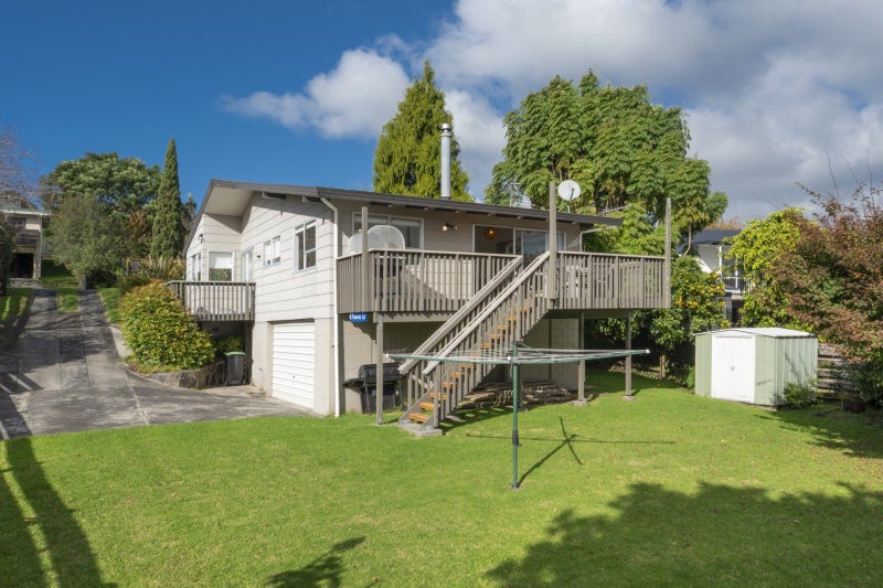 44 Victory Street, Welcome Bay, Tauranga - Carousel 1