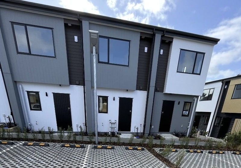29/241 Don Buck Road, Massey, Auckland - Carousel 13