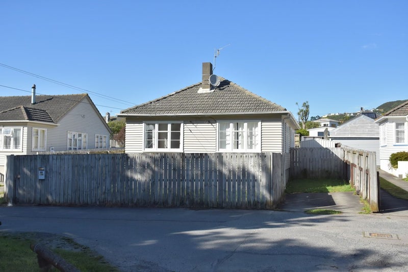 79 Broderick Road, Johnsonville, Wellington - Carousel 1