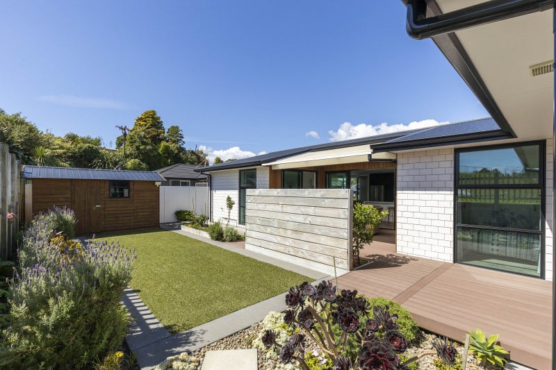 10 Mackillop Way, Brooklands, New Plymouth - Carousel 2