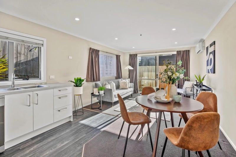 6/16 Hammond Street, Hamilton Central, Hamilton - Carousel 2