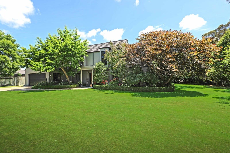 901 Harding Road, Camberley, Hastings - Carousel 16