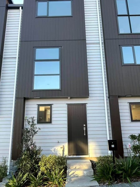 33 Raupeti Lane, Henderson, Auckland - Carousel 2