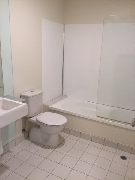 4R/16 Burton Street, Grafton, Auckland - Carousel 12