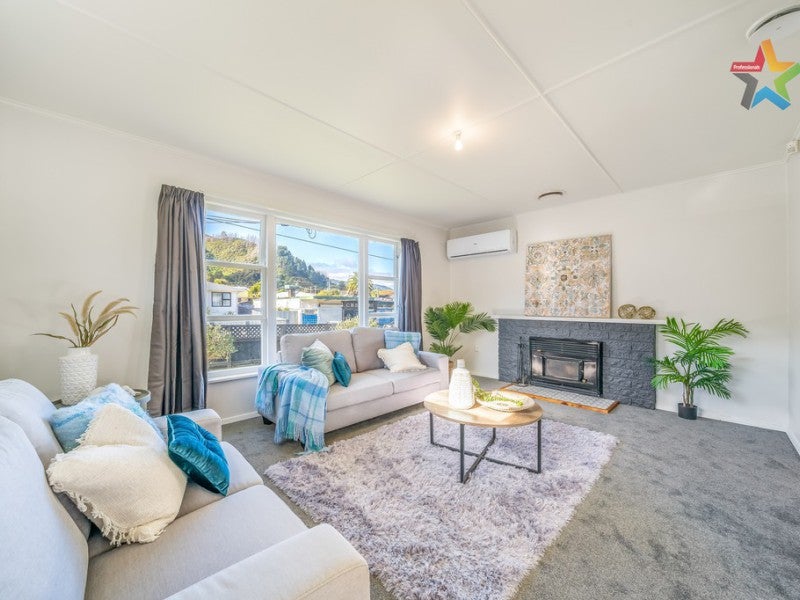 7 Ruthven Road, Wainuiomata, Lower Hutt - Carousel 2