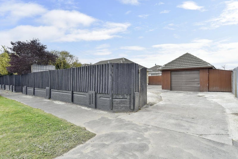 70 Basingstoke Street, Aranui, Christchurch - Carousel 26