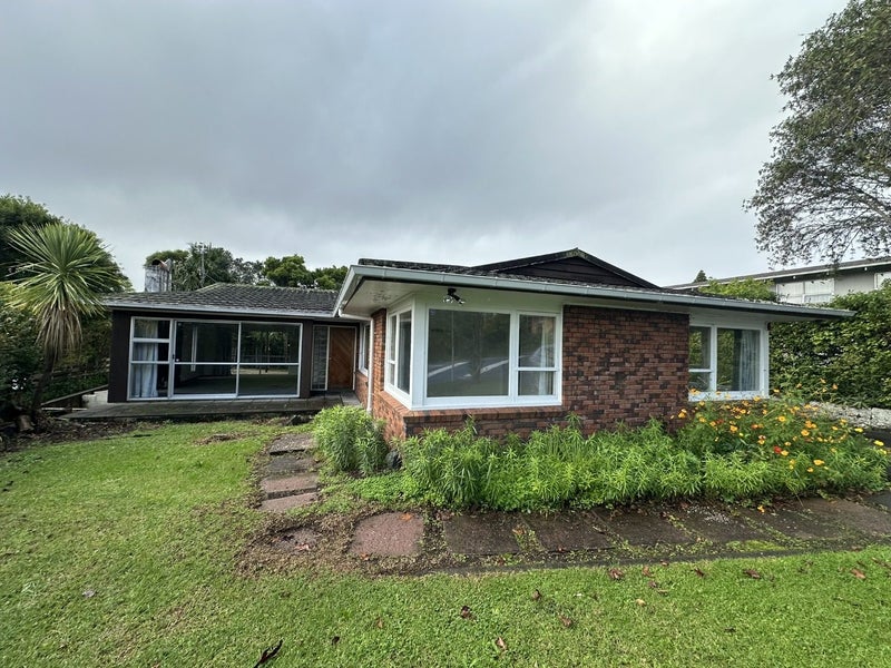 91 Daffodil Street, Titirangi, Auckland - Carousel 2