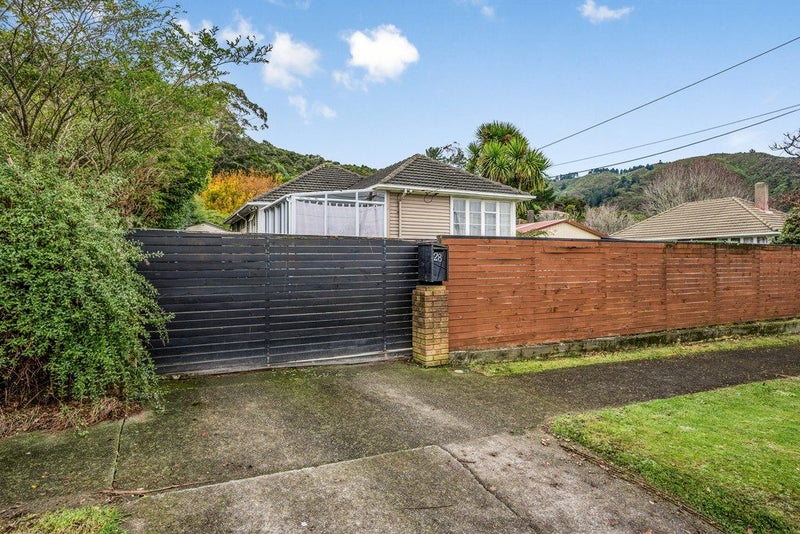 28 Rimu Street, Naenae, Lower Hutt - Carousel 18