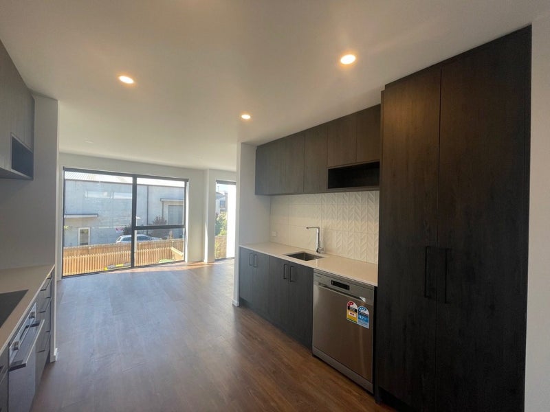 13/333 Lincoln Road, Addington, Christchurch - Carousel 2