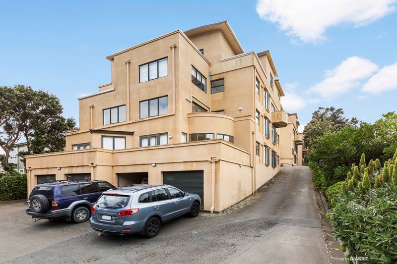 568E Adelaide Road, Berhampore, Wellington - Carousel 13