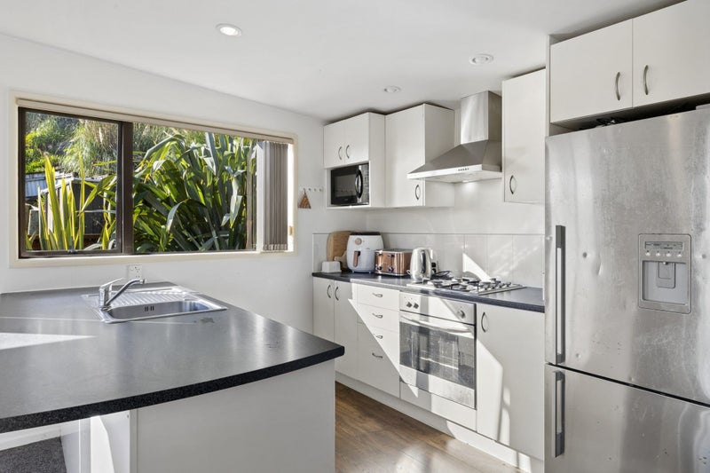 12 Lavender Close, Spotswood, New Plymouth - Carousel 2