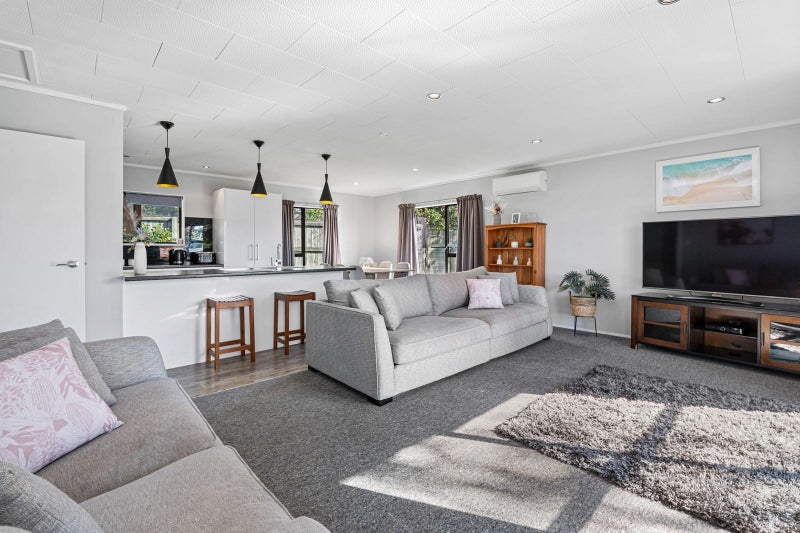 3A Melrose Avenue, Owhata, Rotorua - Carousel 1