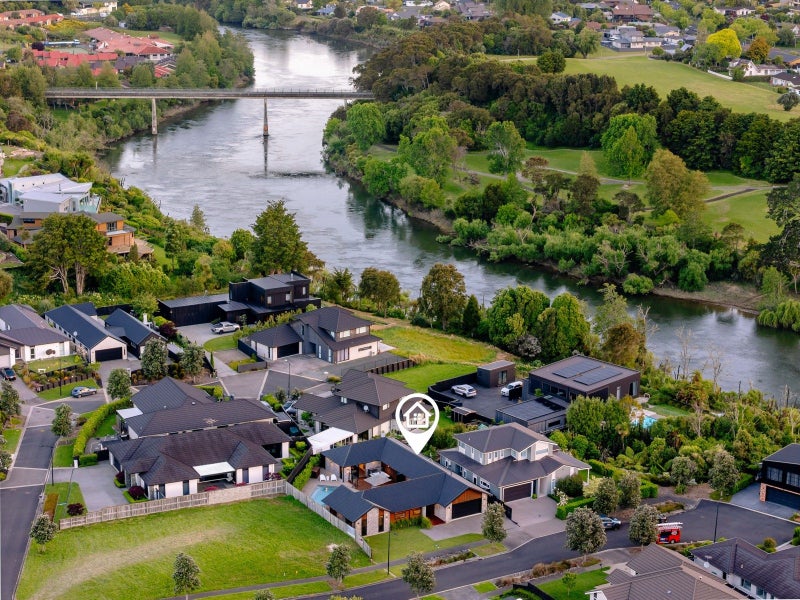 17 Riverpoint Glade, Flagstaff, Hamilton - Carousel 2