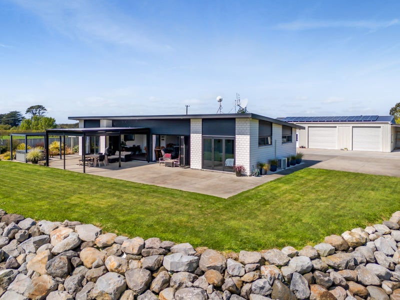 98 Durham Road Upper, Norfolk, Inglewood - Carousel 2