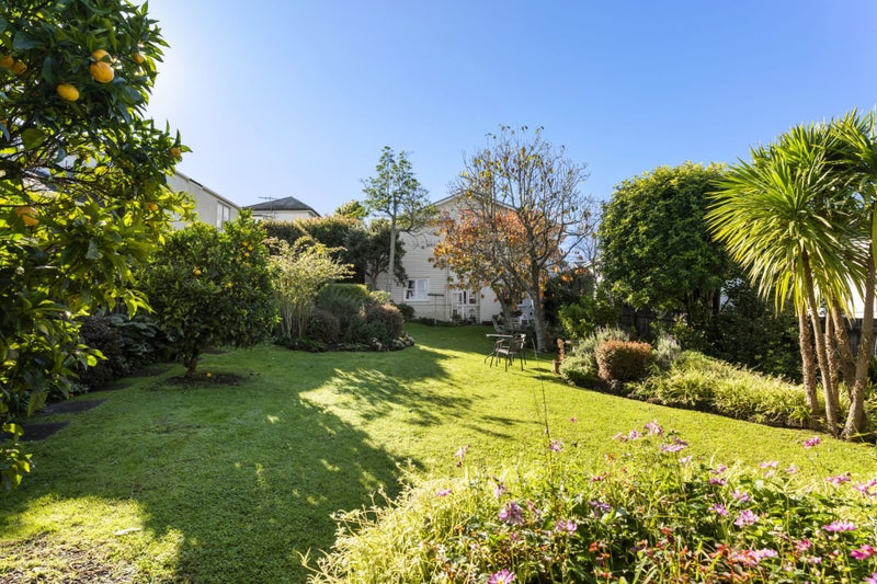 21 Ohinerau Street, Remuera, Auckland - Carousel 2