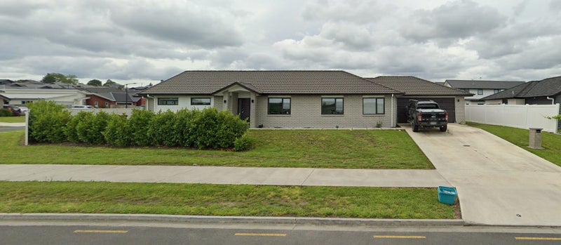 2 Arahi Place, Rototuna North, Hamilton - Carousel 1