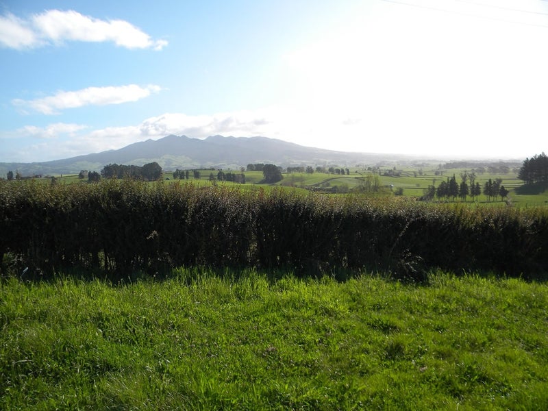 36 Anderson Road, Ngahinapouri - Carousel 1