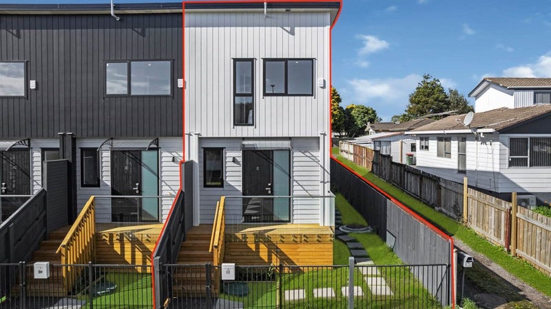 6 Fellbrook Street, Manurewa, Auckland - Carousel 1