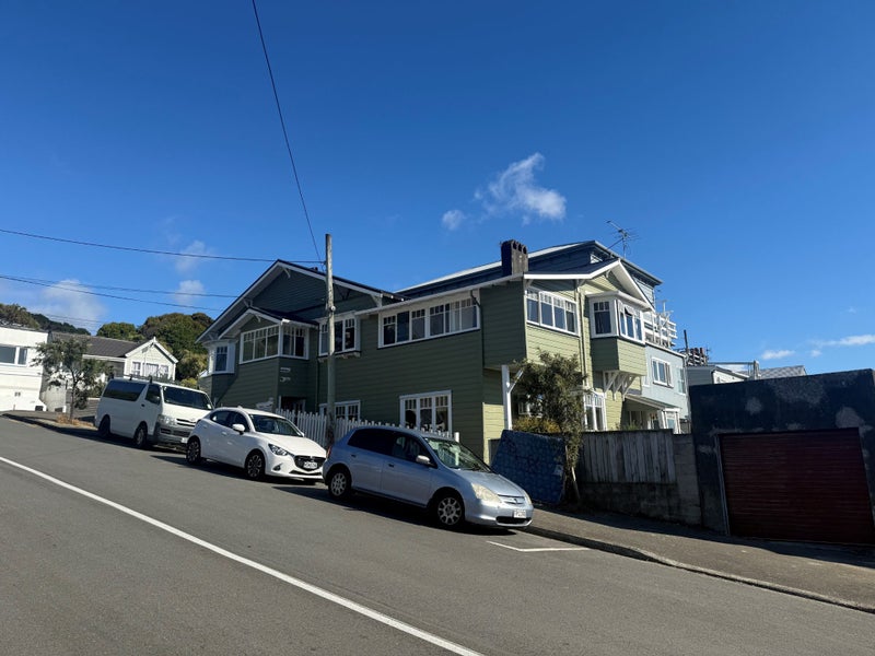 42 Colombo Street, Newtown, Wellington - Carousel 1