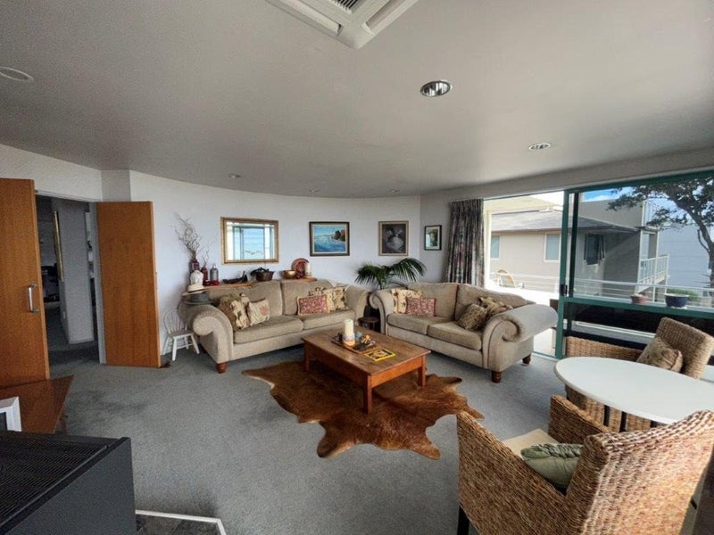 385B Oceanbeach Road, Mount Maunganui, Mount Maunganui - Carousel 2