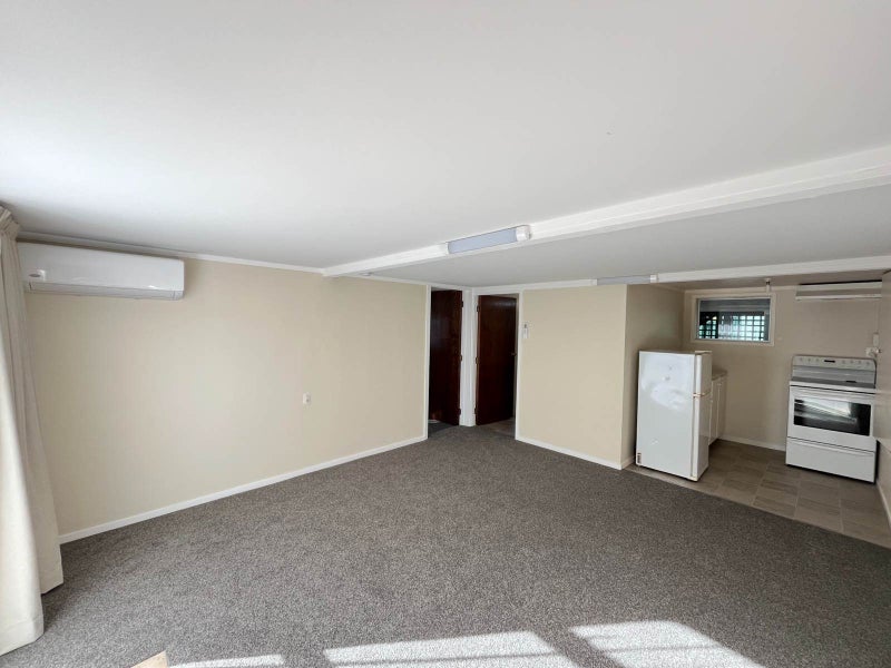 28A Tomo Street, New Lynn, Auckland - Carousel 2