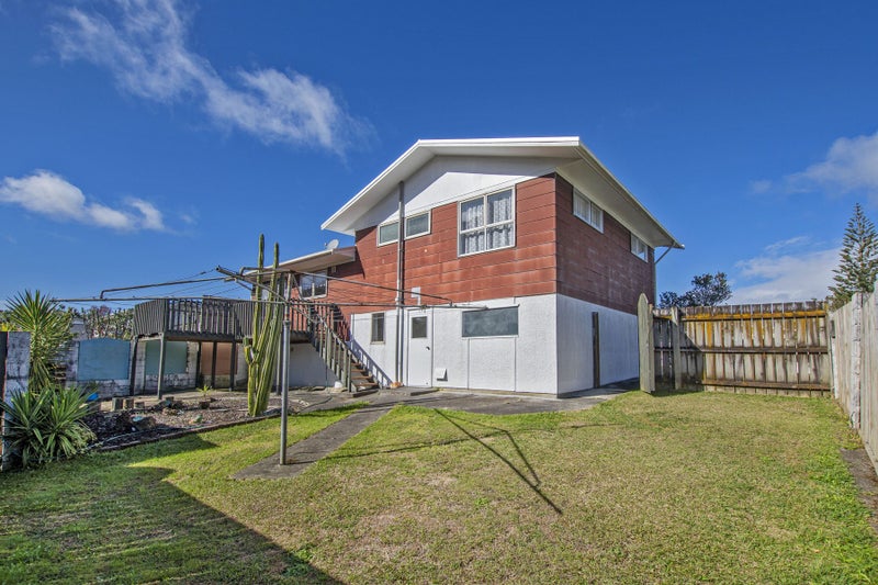 20 West View Crescent, Onerahi, Whangarei - Carousel 2