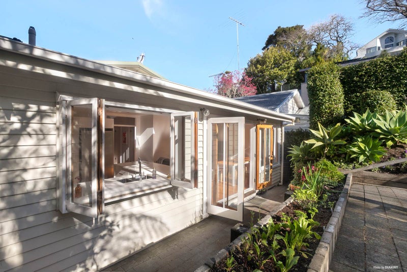 42 Tohunga Crescent, Parnell, Auckland - Carousel 2