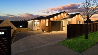 8 Monte Cristal Avenue, Swanson, Auckland - Carousel 1