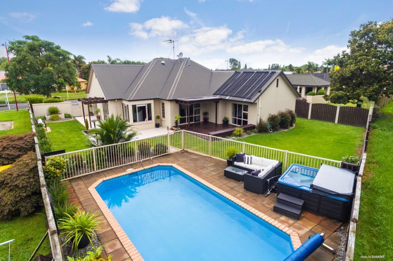 4 Glen Cree Avenue, Rototuna, Hamilton - Carousel 1