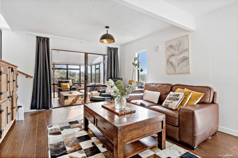 116 The Avenue, Lucas Heights, Auckland - Carousel 1