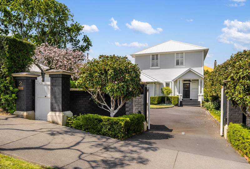 2 Rotomahana Terrace, Remuera, Auckland - Carousel 2