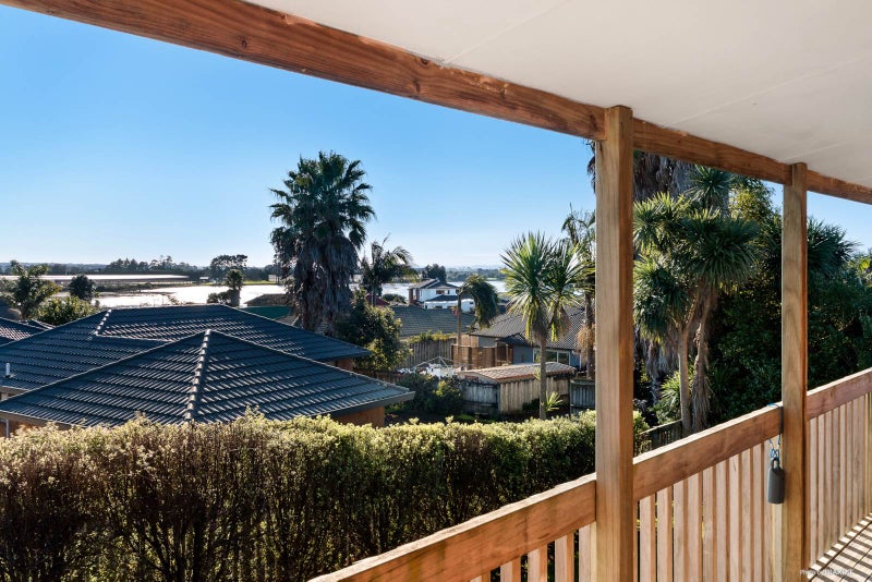 11 Pono Place, Waiuku, Waiuku - Carousel 2