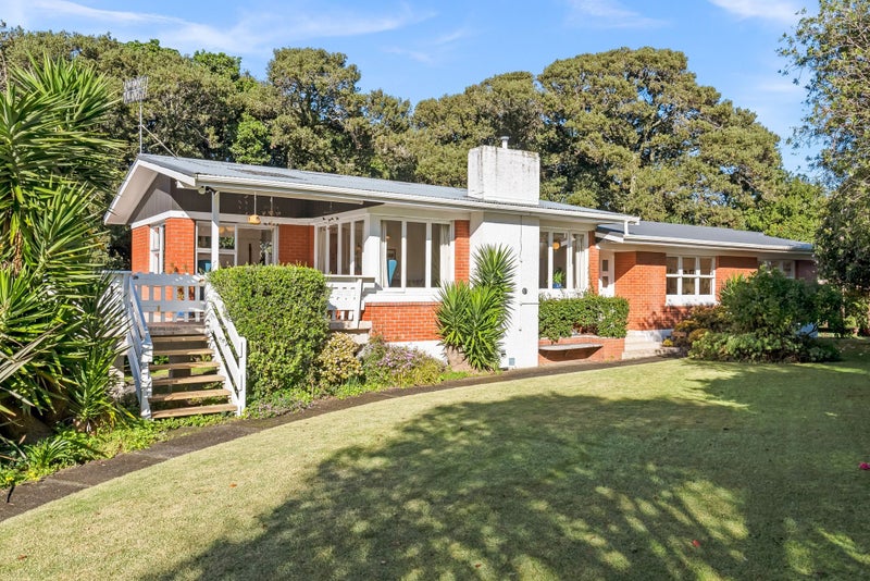 24 Kowhai Park Road, Maunu, Whangarei - Carousel 1