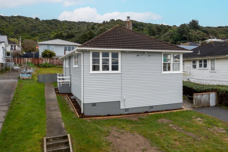 35 Kotuku Street, Elsdon, Porirua - Carousel 11