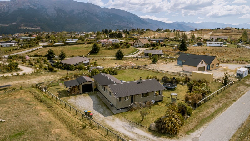 45 Lichen Lane, Lake Hawea - Carousel 2