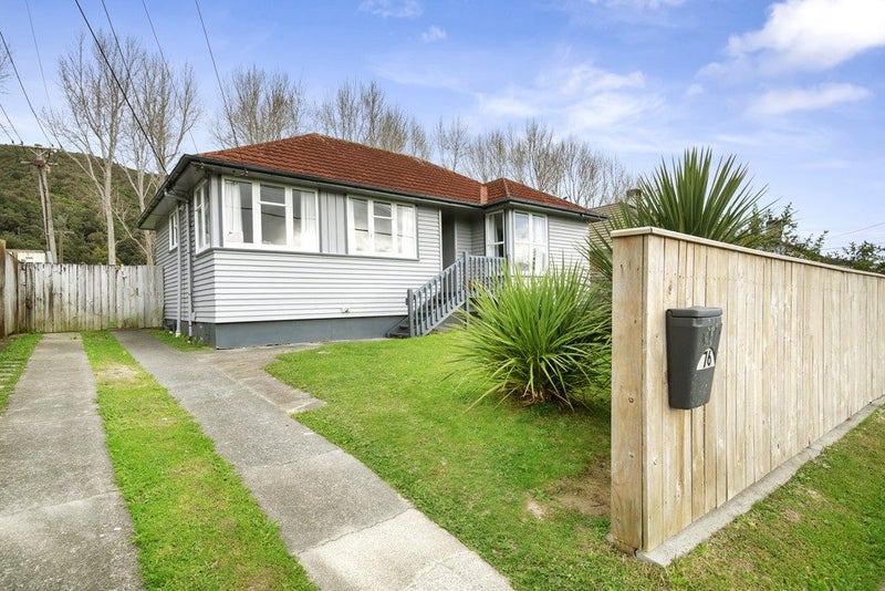 76 Strand Crescent, Naenae, Lower Hutt - Carousel 1