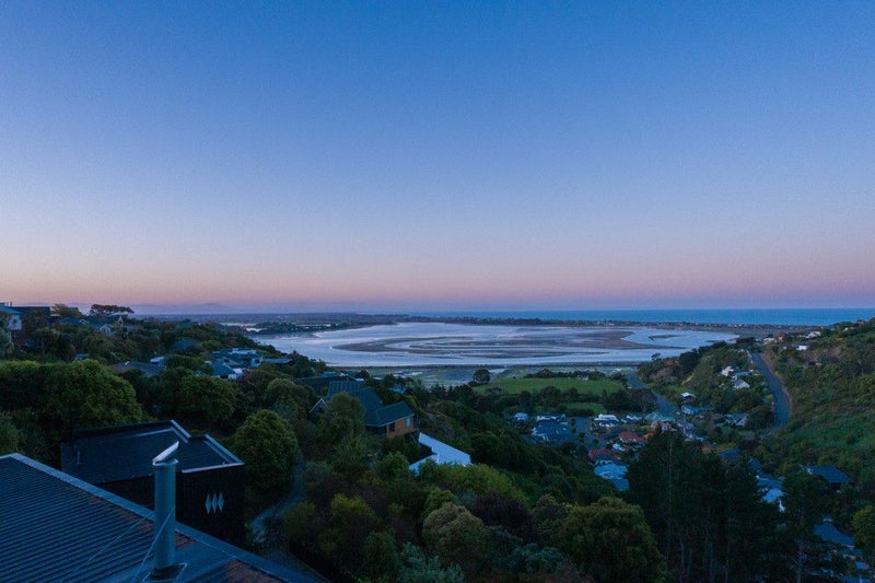 88 Santa Maria Avenue, Mount Pleasant, Christchurch - Carousel 2