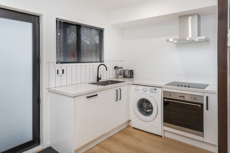 3/9 Sherborne Street, St Albans, Christchurch - Carousel 1