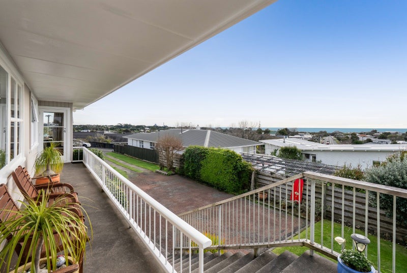 193 Mangorei Road, Merrilands, New Plymouth - Carousel 2