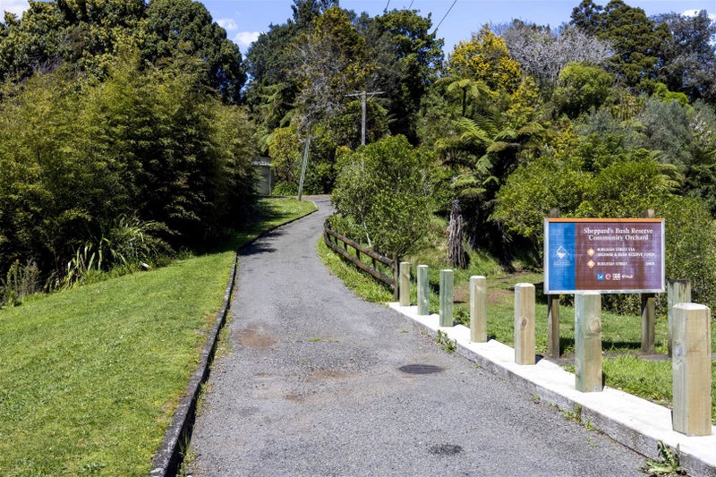 9 Brois Street, Frankleigh Park, New Plymouth - Carousel 5