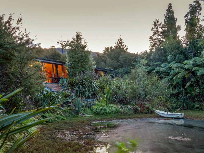 35 Onekaka Iron Works Road, Takaka - Carousel 2