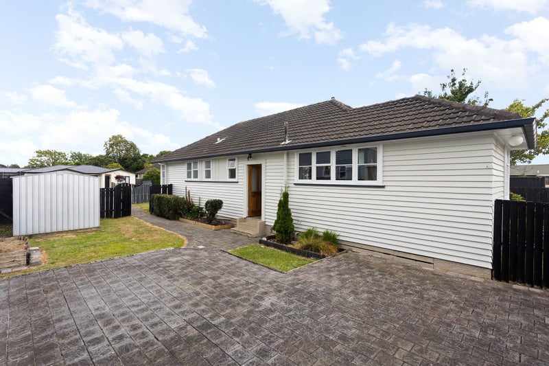 55A Ross Crescent, Fairfield, Hamilton - Carousel 1