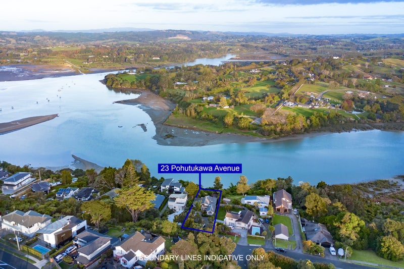 23 Pohutukawa Avenue, Shelly Park, Auckland - Carousel 1